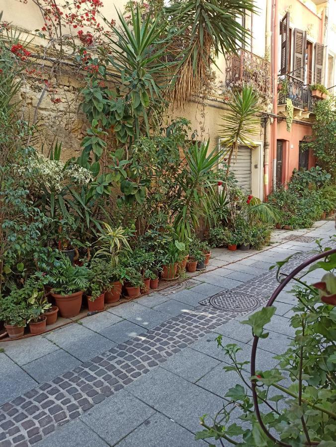 La Casetta Nel Centro กาญารี ภายนอก รูปภาพ